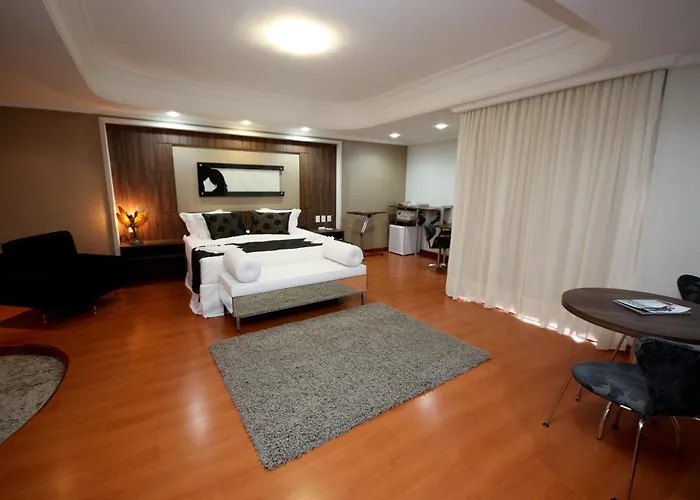 Mavil Plaza Hotel
